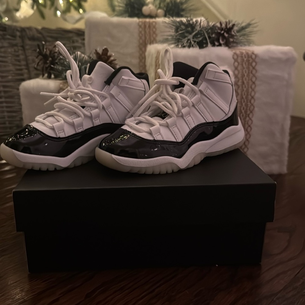 Children’s JORDAN 11 Retro (ps)